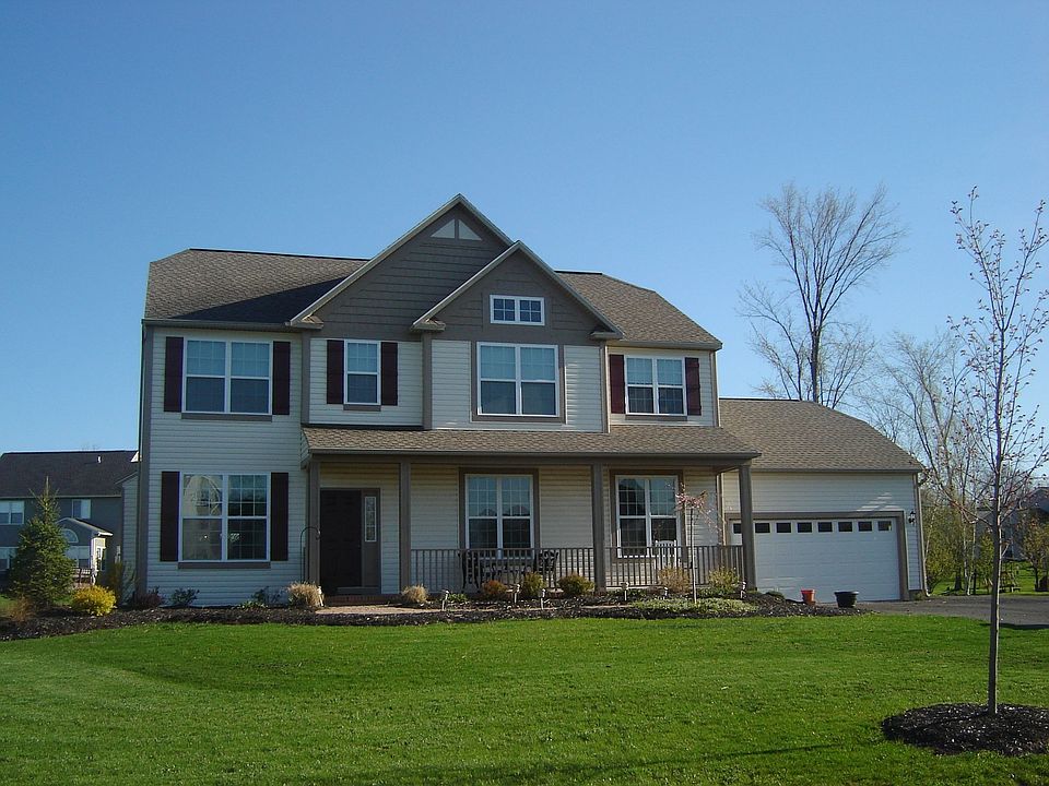 1st image of 11 Ronway Dr