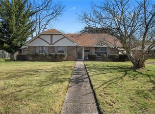 4933 Camelot Dr, Mobile, AL 36619