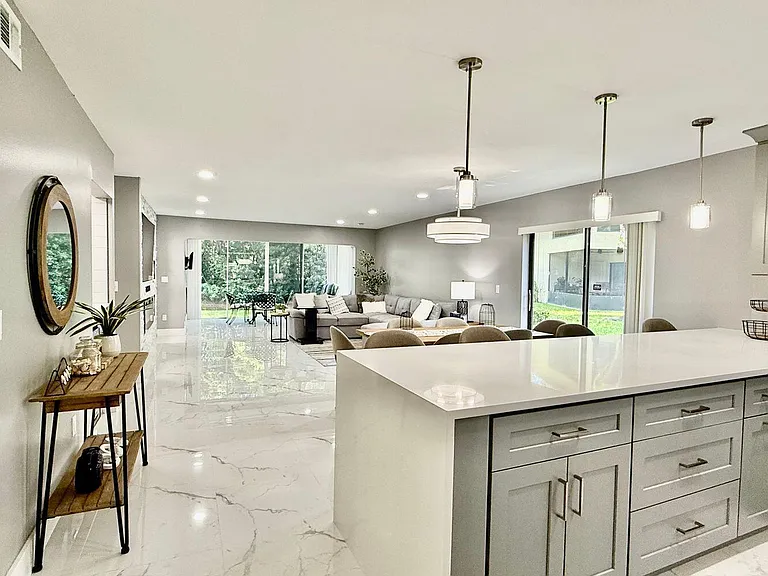 20 Westgate Ln #20G — Photo 2