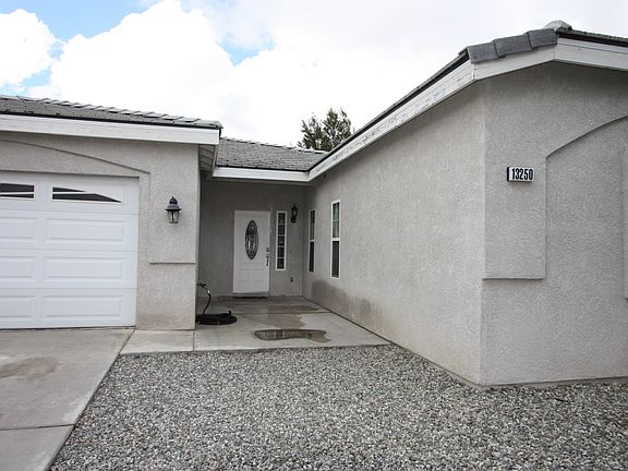 5th image of 13250 Riverview Dr