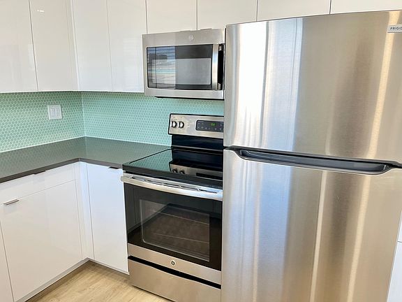 5th image of 6824 E 4th St APT 26