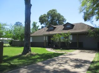 310 E Tram Rd, Vidor, TX 77662