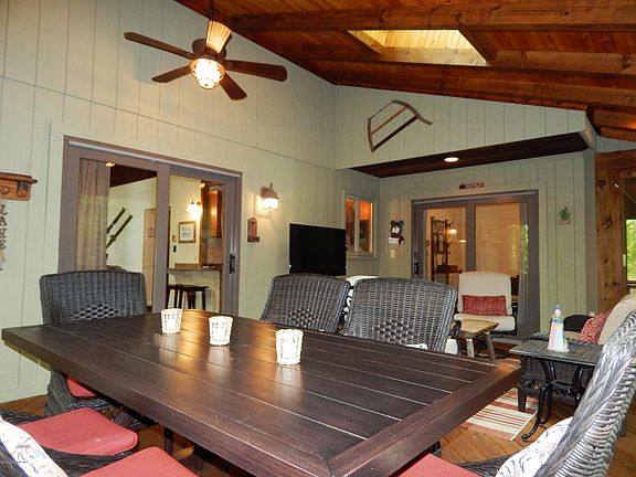 5th image of 2111 Trout Pond Ct