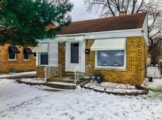 425 49th Ave, Bellwood, IL 60104