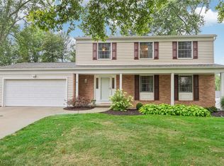 472 Greenhaven Cir, Akron, OH