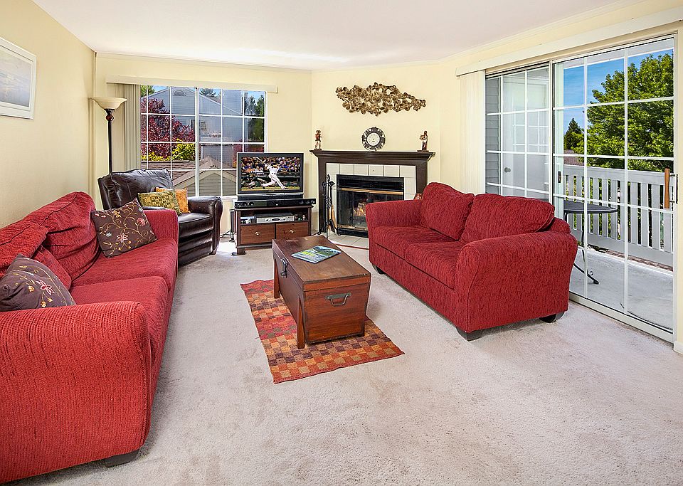 1st image of 12720 NE 144th St #201
