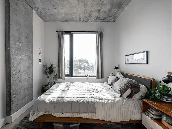 2nd image of 815 Flatbush Ave #Penthouse 17