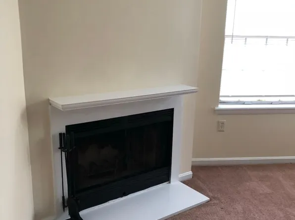 22 Driftwood Ct #302, Galloway, NJ 08205