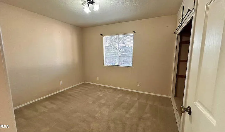 1222 W Avenue J15 — Photo 5