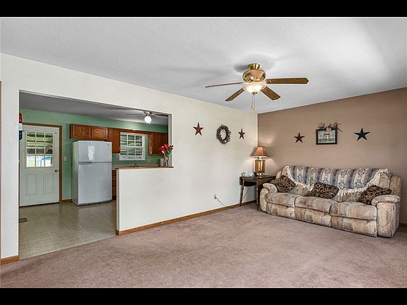 4th image of 14103 E Southwind Dr