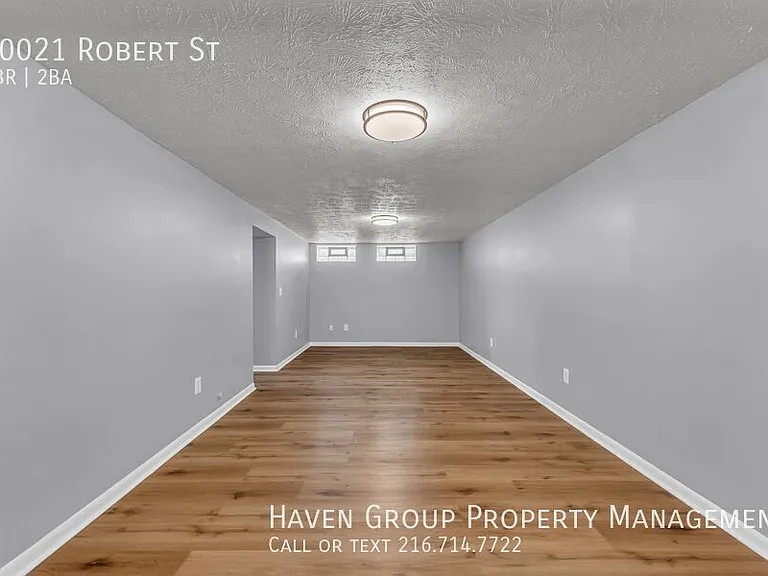 30021 Robert St — Photo 22