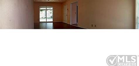Family & Dining Areas (click on picture to open for full view)