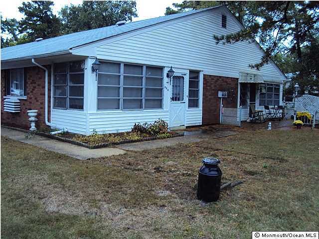 1st image of 58 St John Place #B