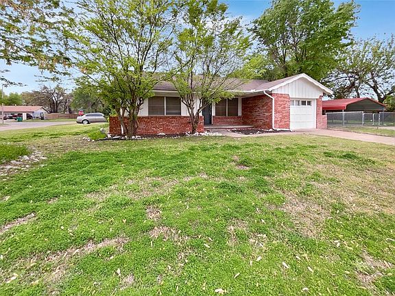 3rd image of 6316 NW 19th Dr