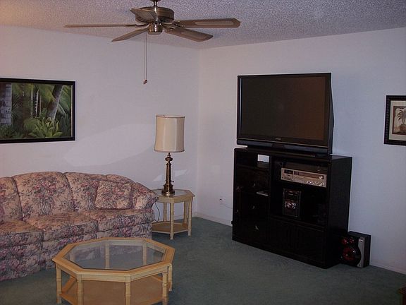 2nd image of 2240 Greenhaven Dr #389