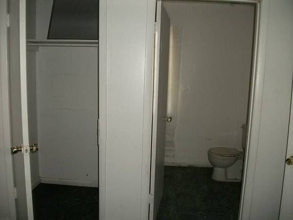 5th image of 3050 Nolan St