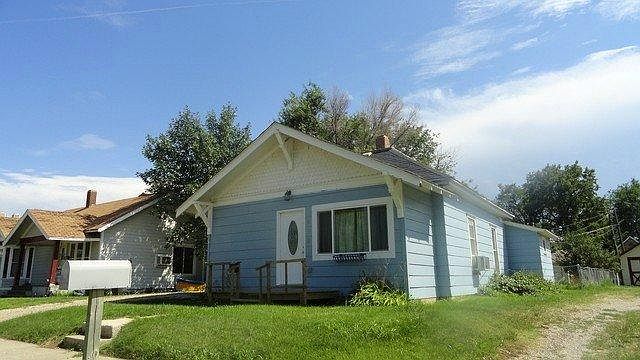 1st image of 818 Kingsbury St