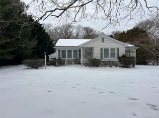 300 Hewlett Avenue, East Patchogue, NY 11772