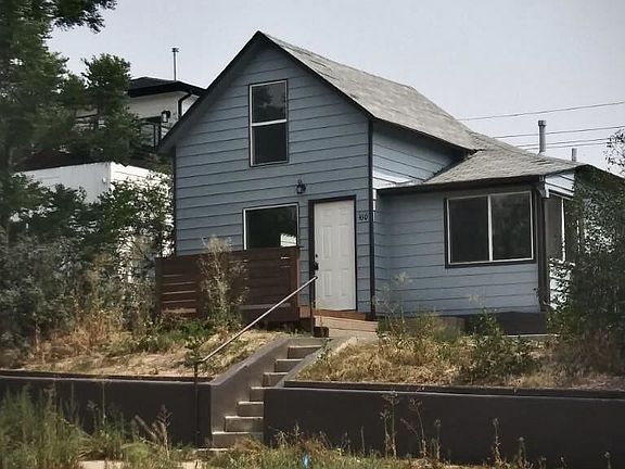 2nd image of 430 Knox Ct