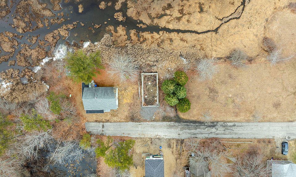1st image of 34 Oceana Avenue
