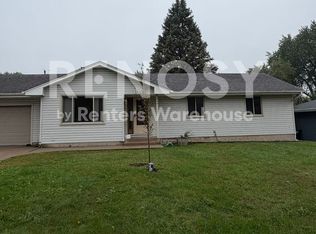 8821 62nd Ave N, New Hope, MN 55428