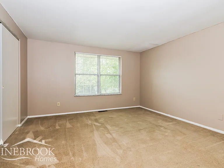 8048 Mount Everest St — Photo 9