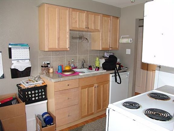 2nd image of 656 N Logan St APT 15