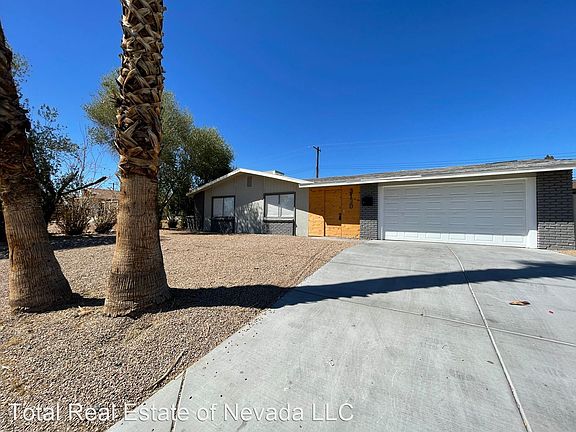 3rd image of 3120 Hebard Dr