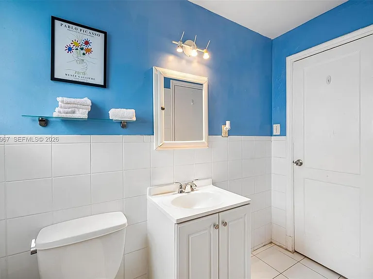 39 Sidonia Ave #2 — Photo 19