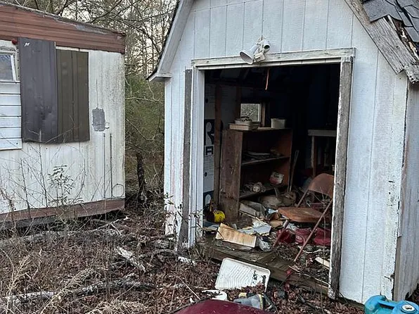 361 Poplar Dr, Harleton, TX 75651