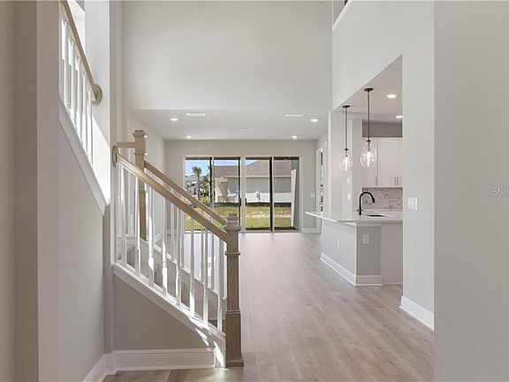 4th image of 5466 Pickerel Way