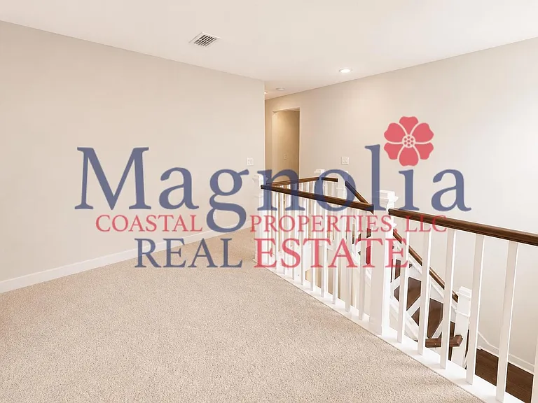 136 Mage St — Photo 10
