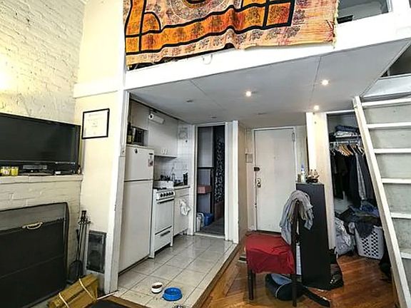 2nd image of 144 E 37th St APT 1F
