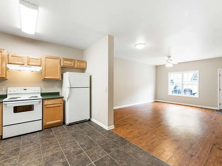 Millstone Townhomes — Photo 10