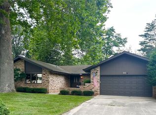 31 Highland Shore Dr, Danville, IL