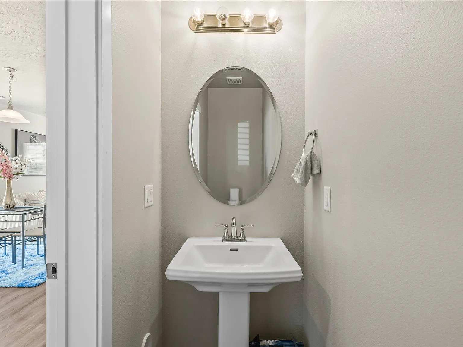 2329 E Spice Loop — Photo 4