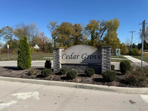 5528 Olive Tree Ln, Monclova, OH 43542