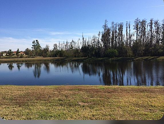 4th image of 15639 Aurora Lake Cir