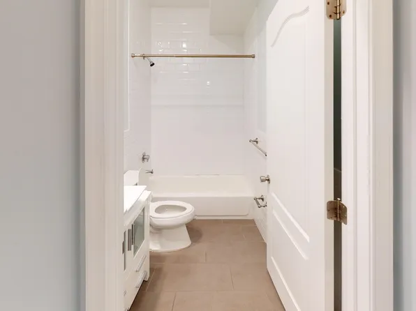 40 Corbin Avenue image 12 of 26