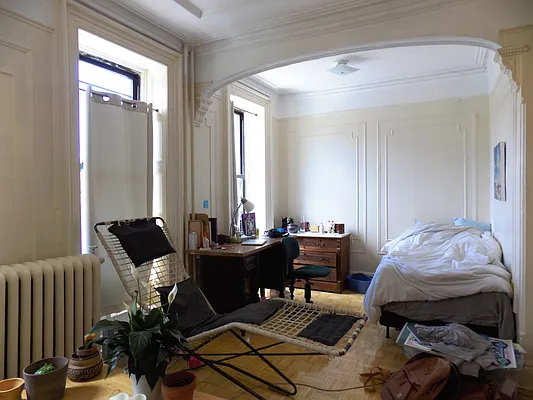 Rented by Blue Egg Realty Corp | media 3