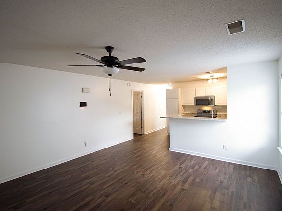 2nd image of 1214 Waverly Place Dr