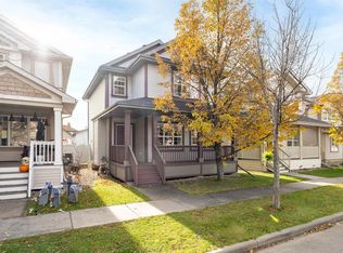 4598 Turner Sq NW, Edmonton, AB T6R3H3