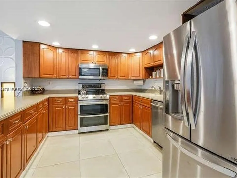 2869 W Trade Ave #Townhouse 2869