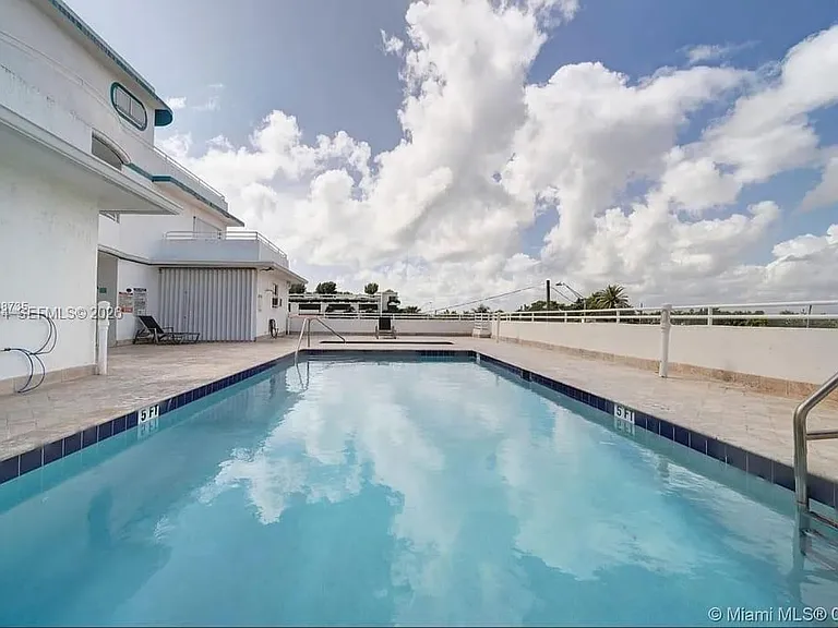 9156 Collins Ave #502 — Photo 13