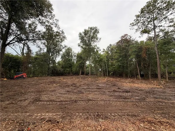 1310 S Range Rd, Hammond, LA 70403