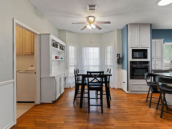 5th image of 7401 Blue Lake Dr