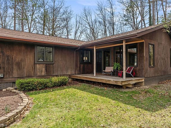 3rd image of 10172 Old Orchard Dr
