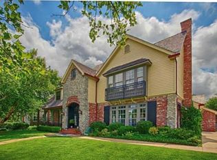 2010 Elmhurst Ave, Nichols Hills, OK 73120