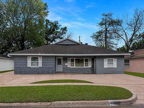 2nd image of 1110 Lafferty Rd