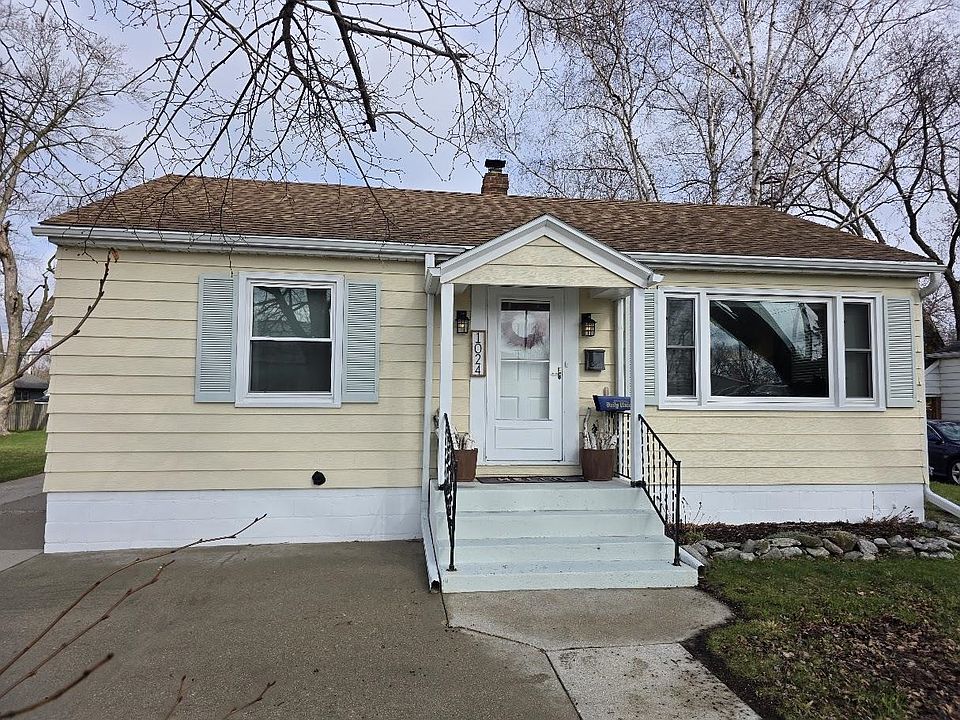 1st image of 1024 S Main St